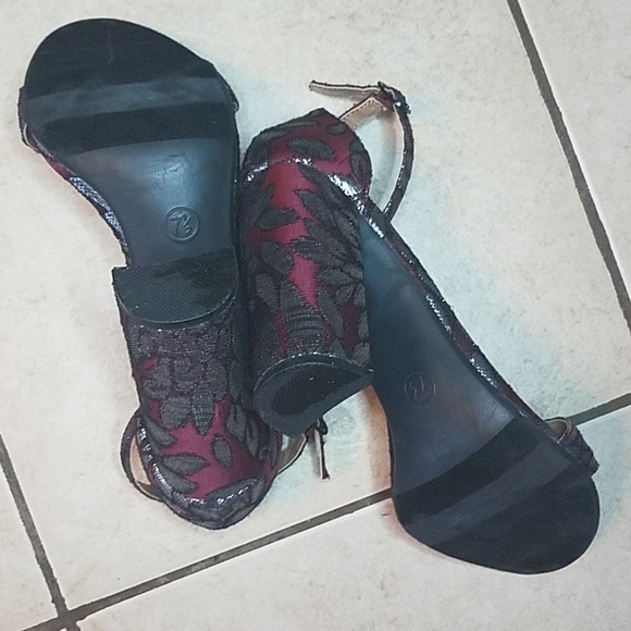 Shimmer Brocade Chunky Heel Single Strap - Picture 6 of 8